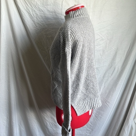 SM312 Olive + oak chunky knit sweater - Picture 2 of 6